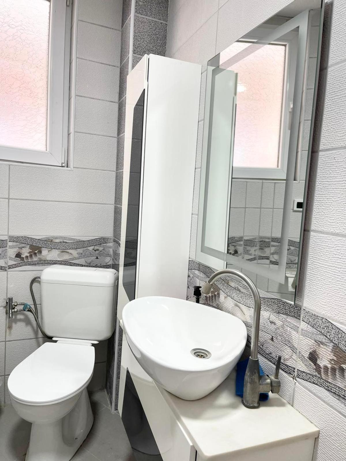 Nessi Apartment Pristina Eksteriør bilde